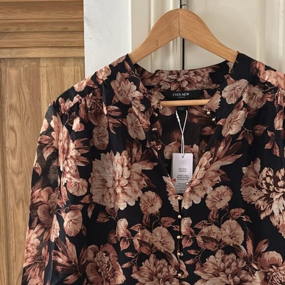 NWT EVER NEW Amelia Curve black peony Printed Button-Down Blouse 18 - Picture 3 of 16